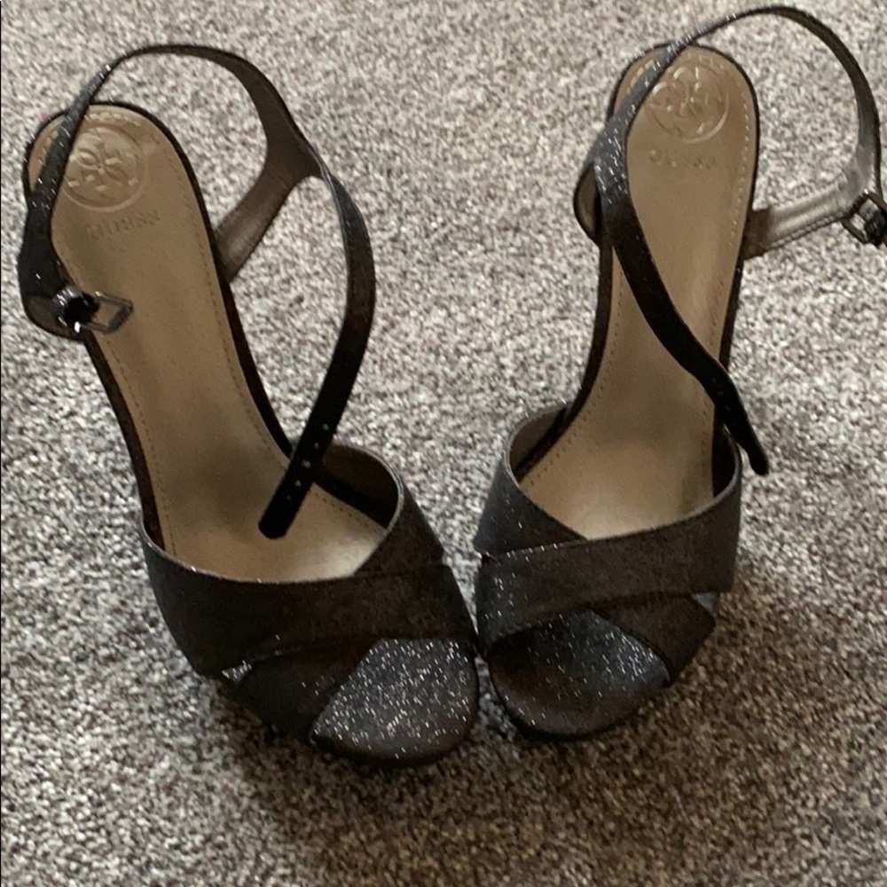 Guess Black Sparkly Jordie Heel Size 9.5